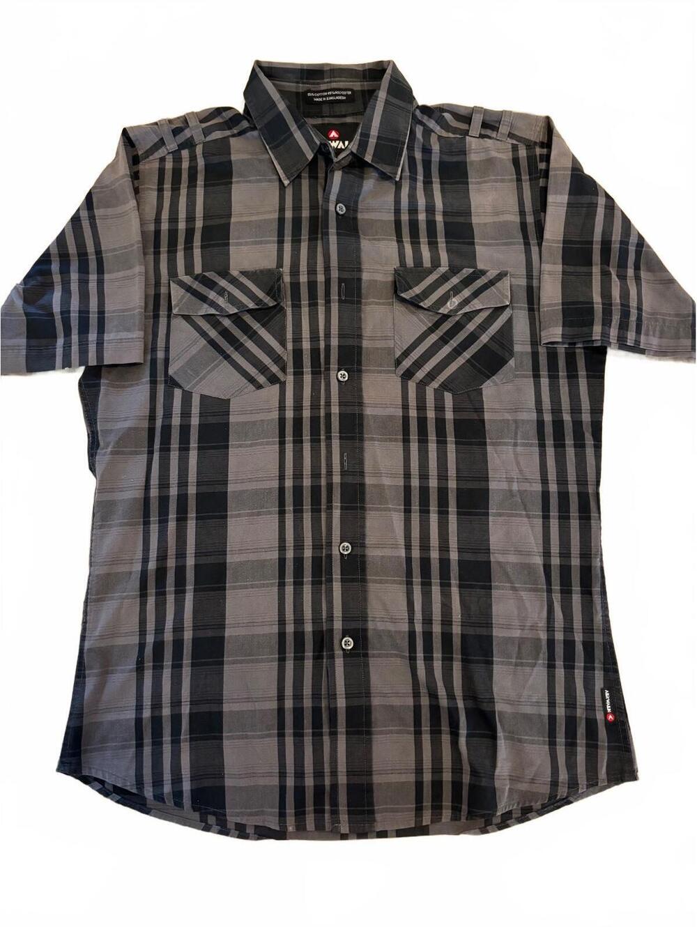 Airwalk Gray Plaid Button Up Shirt Men’s Medium Y2K Skater Streetwear